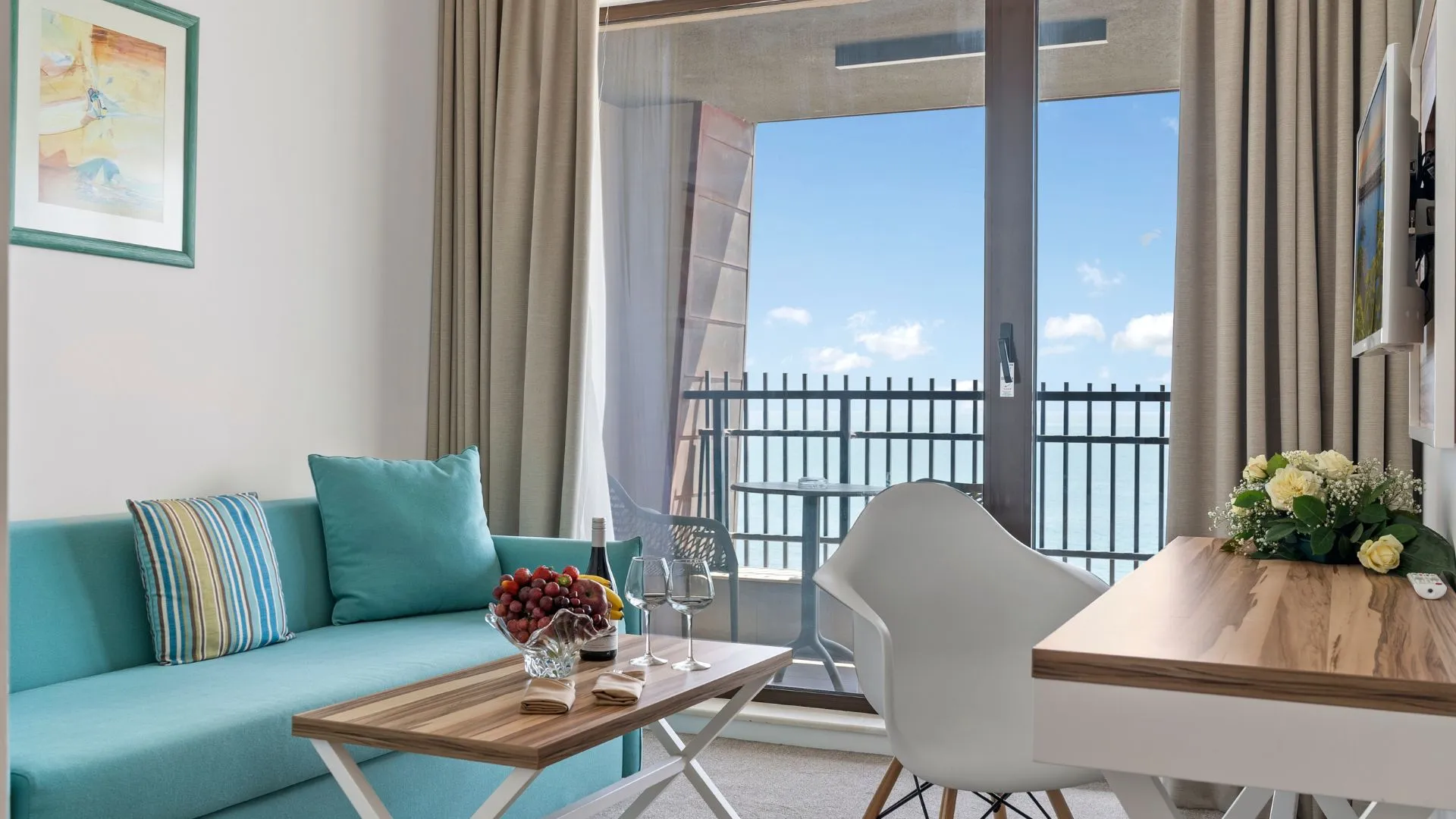 nympha-one-bedroom-suite (13)