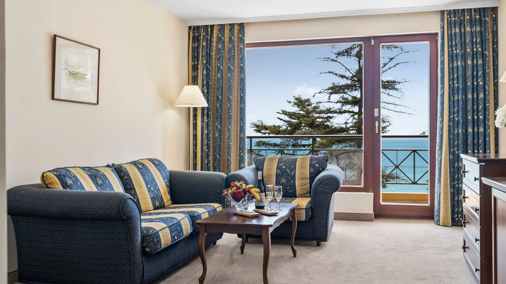 romantica-one-bedroom-suite (10)