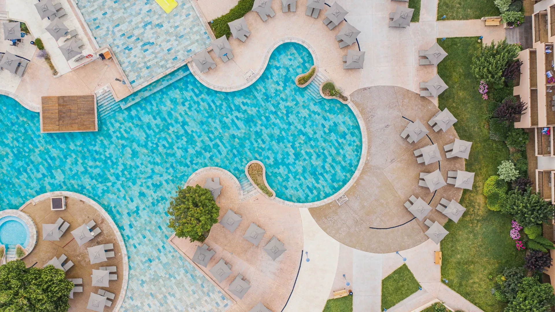 Miramar-pre-black-fr